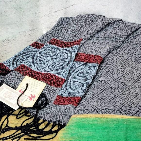 Calzeat Celtic Collection 70"x15" Woven Scarf Neck Wrap Table Runner Scotland - Picture 1 of 15